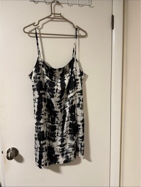 Women's Black & White Tie-Dye Slip Dress